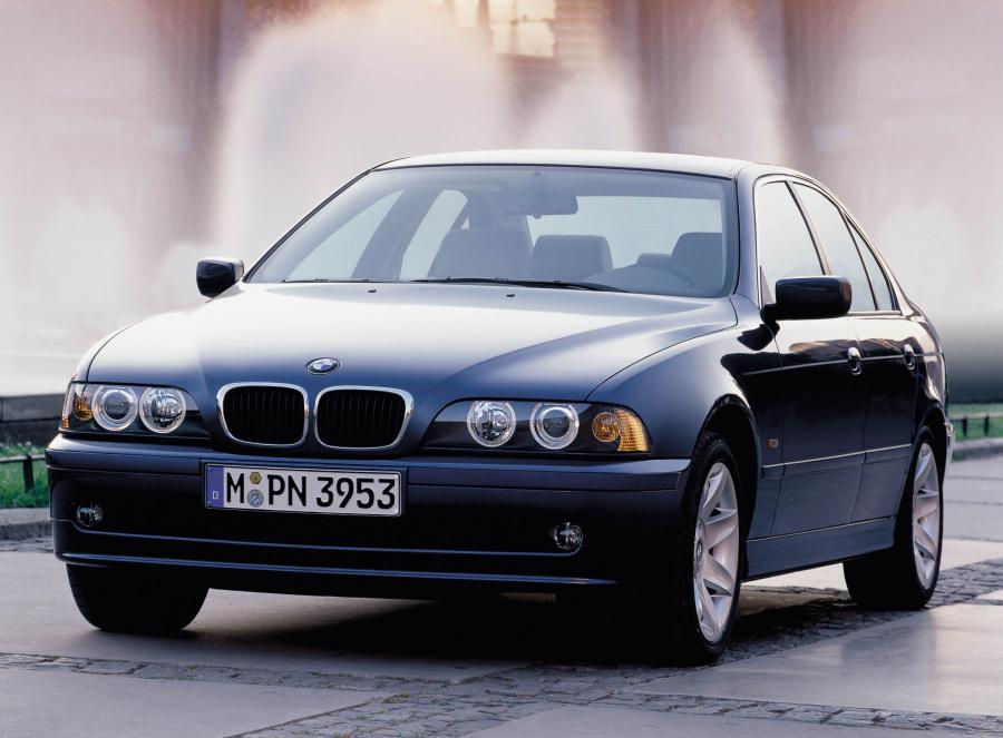  BMW 5-Series 2001 года  (фото 30 из 33)